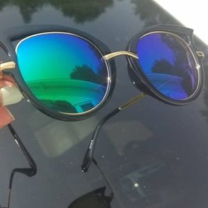 Reflective blue purple & green cateye #sunglasses